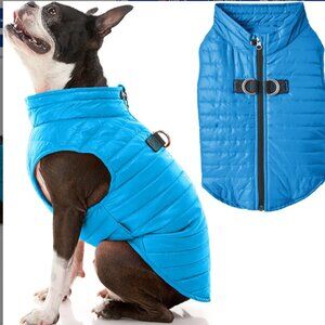 New with tags! Gooby Puffer Dog jacket.  Blue.  Small: 15-in chest